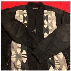 Suede Shoulder & Elbow Men’s Sweater